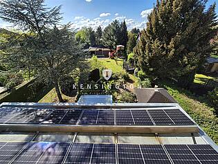 Gartenblick vom OG mit Solaranlage